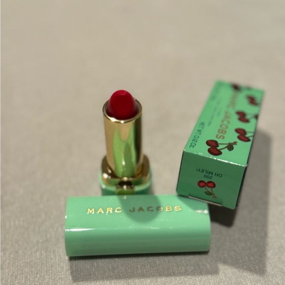Marc Jacobs Lip Creme Oh Miley! - Picture 1 of 2